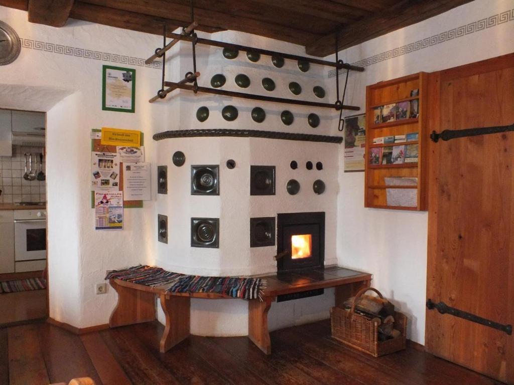 Ferienhaus "Zur Alten Schmiede" Mariahof Szoba fotó